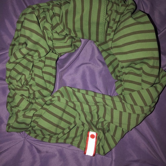 Lululemon Scarf/Wrap - Picture 2 of 2